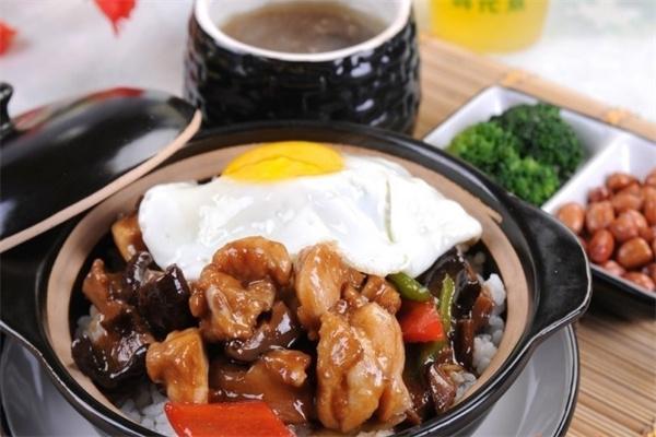 智恒煲仔饭加盟