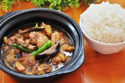 积香厨黄焖鸡米饭加盟