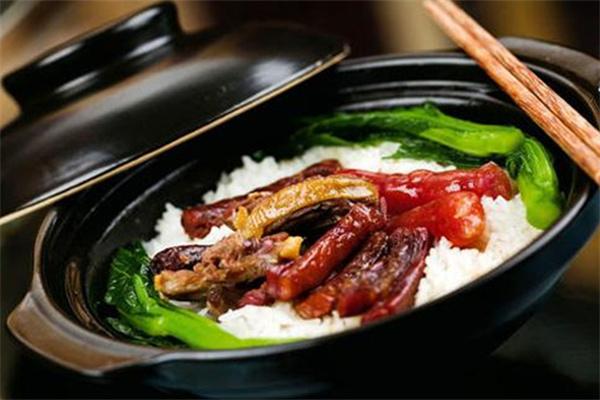 小夫七煲仔饭加盟
