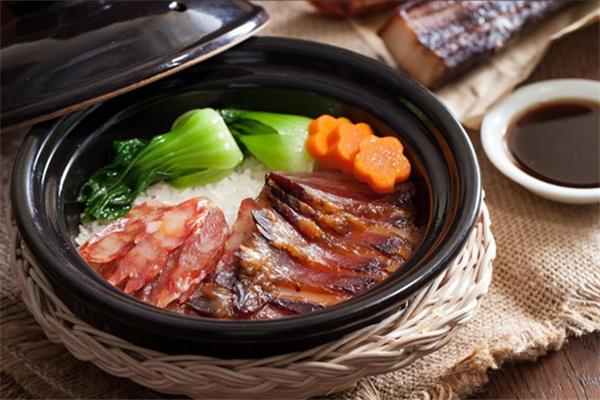 唐煲仔煲仔饭加盟