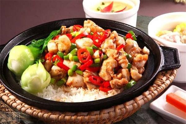 等风来煲仔饭加盟