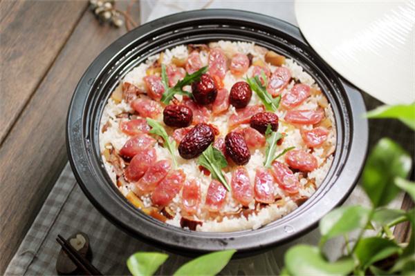 谷栗香煲仔饭加盟
