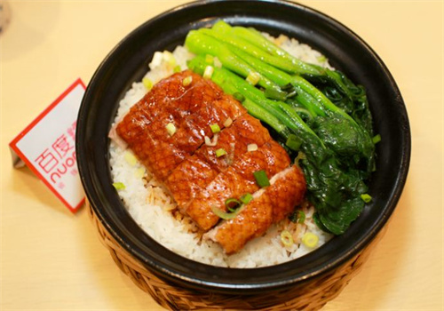 吃味煲仔饭