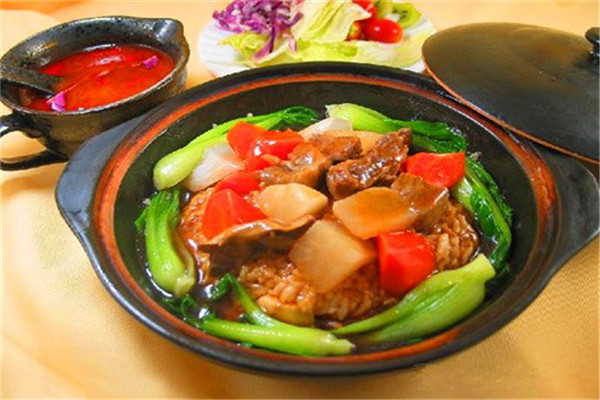 三味煲仔饭