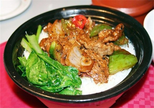 天意盖码饭煲仔饭