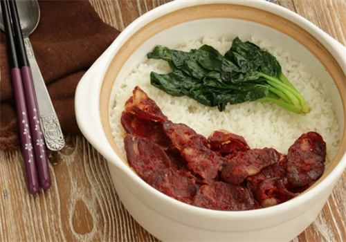 老友记港式烧腊煲仔饭