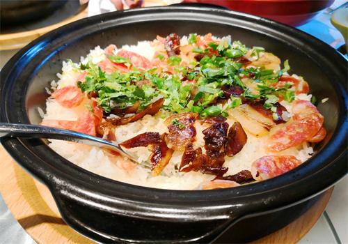 煲满怡煲仔饭
