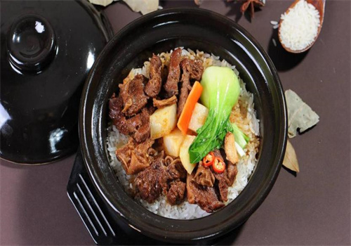 港泰煲仔饭