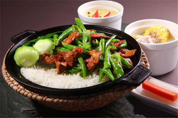 味了密煲仔饭