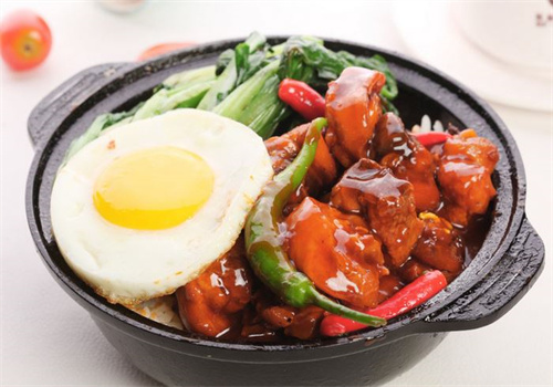 港泰煲仔饭