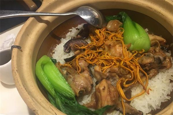 家鸿广式煲仔饭