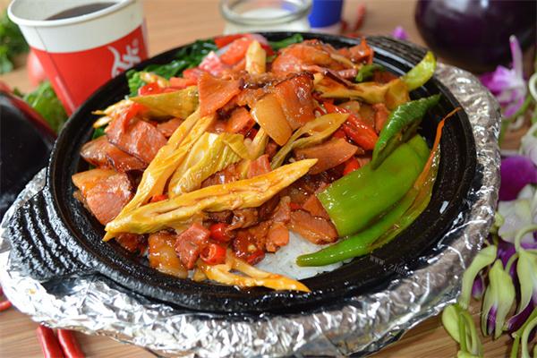 阿东煲仔饭