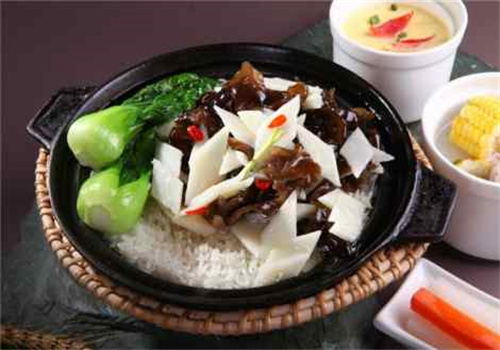 山奴煲仔饭