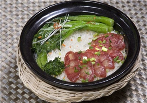 顺发湘菜煲仔饭
