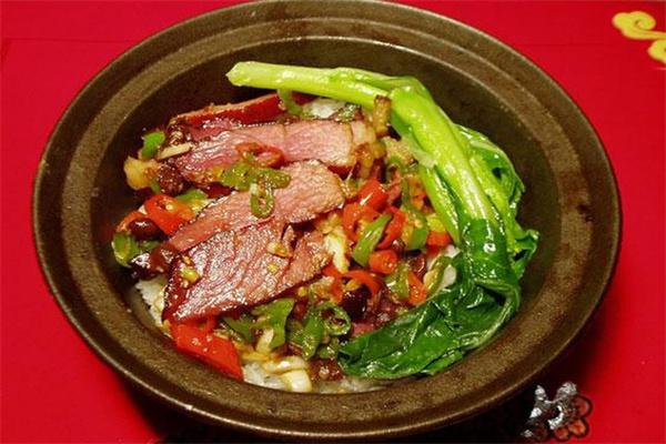 华比特煲仔饭