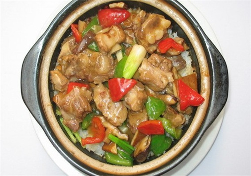 梅子煲仔饭