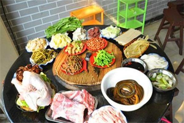 赵记农家大锅台加盟