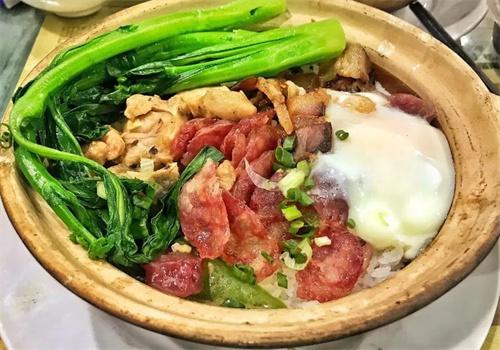 张府园煲仔饭