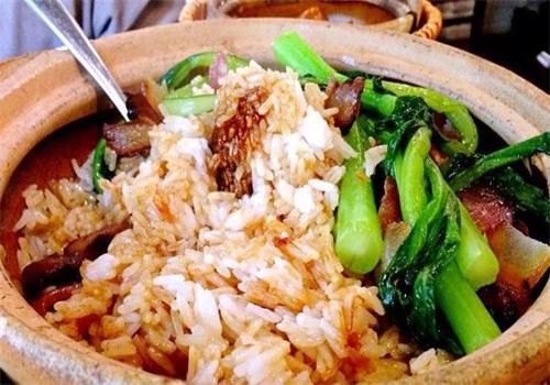 梅子煲仔饭