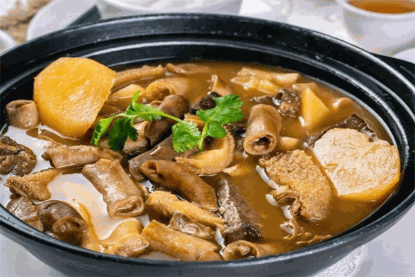 醉香酱汁煲仔饭加盟