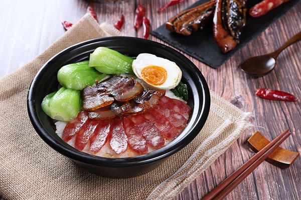 湘菜香煲仔饭加盟