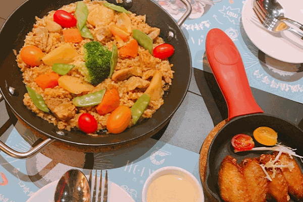 HOLYFAN西班牙海鲜饭