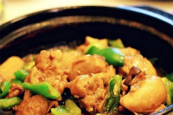 南北飘香黄焖鸡米饭