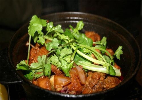 莽娃鸡公煲