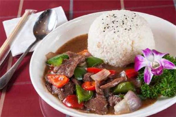 小辉煎的牛肉饭