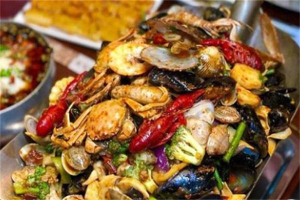 网红铁锹海鲜