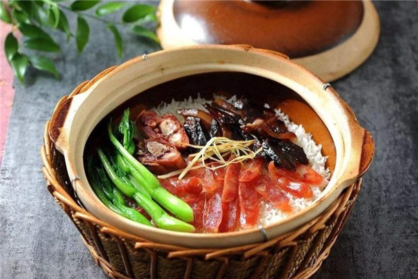 侨乡特色煲仔饭加盟