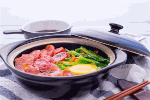 米香园煲仔饭加盟
