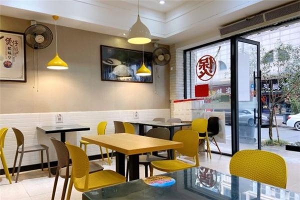泰湘煲仔饭加盟
