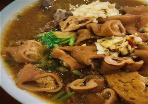 小肠陈卤煮火烧