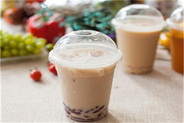 三春晖皇茶饮品加盟