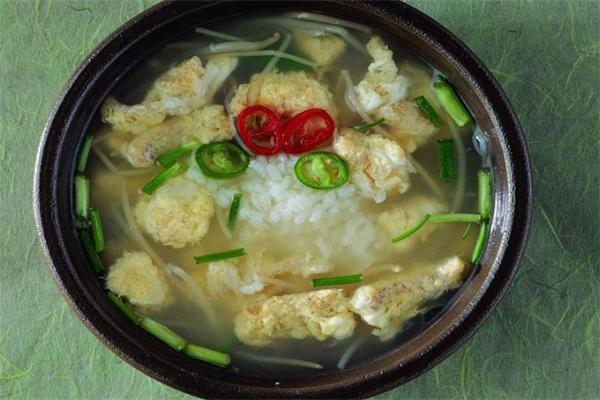 贝嫂老母鸡汤泡饭加盟