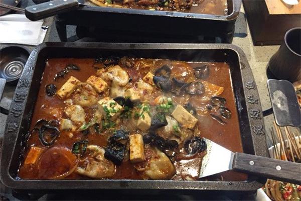 炙灼炉鱼店