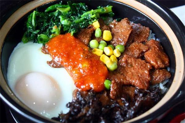 小明家煲仔饭加盟