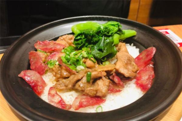 煲皇煲仔饭加盟
