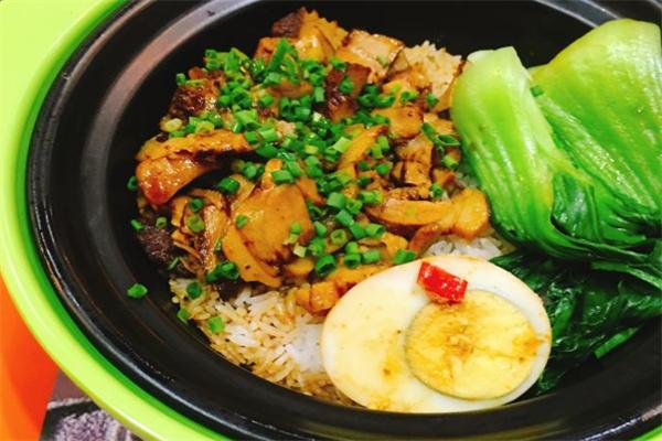 小地方煲仔饭加盟