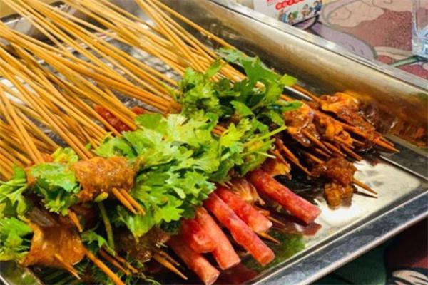 串串香铁板烧加盟
