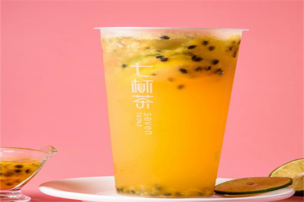 七杯茶饮品加盟