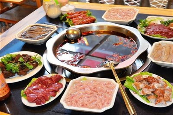 大队长知青老火锅加盟