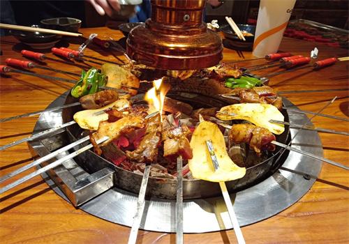 炭窑水浒烤肉