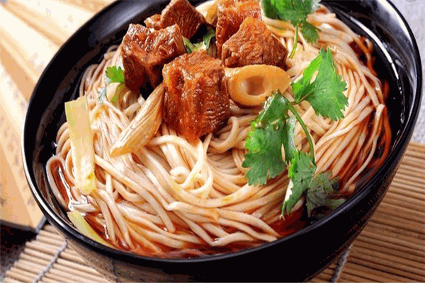牛二郎牛肉拉面加盟