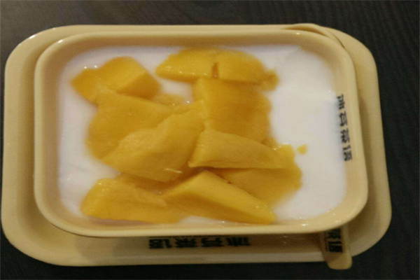冰芬茶语广式点心加盟