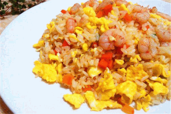 让爱翻滚炒饭加盟