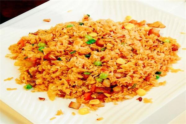 让爱翻滚炒饭加盟