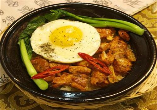 往上请煲仔饭
