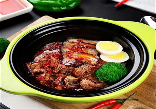 往上请煲仔饭